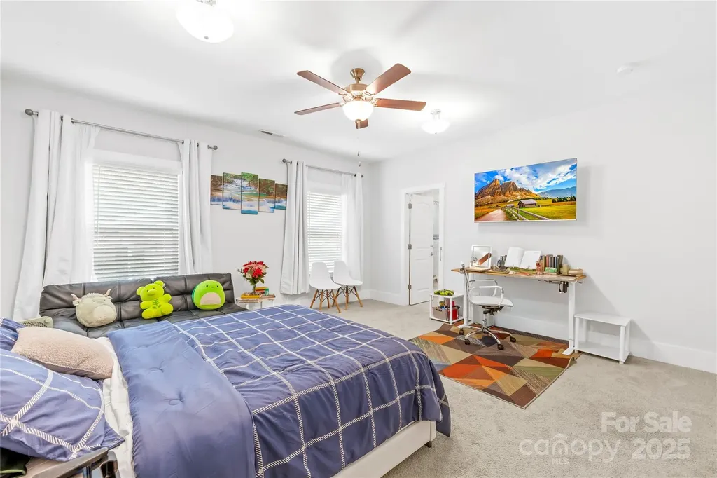1727 Grace Lane Charlotte NC 28262