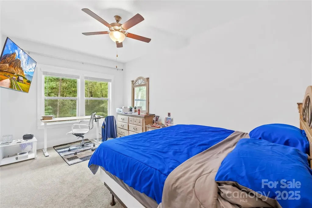 1727 Grace Lane Charlotte NC 28262