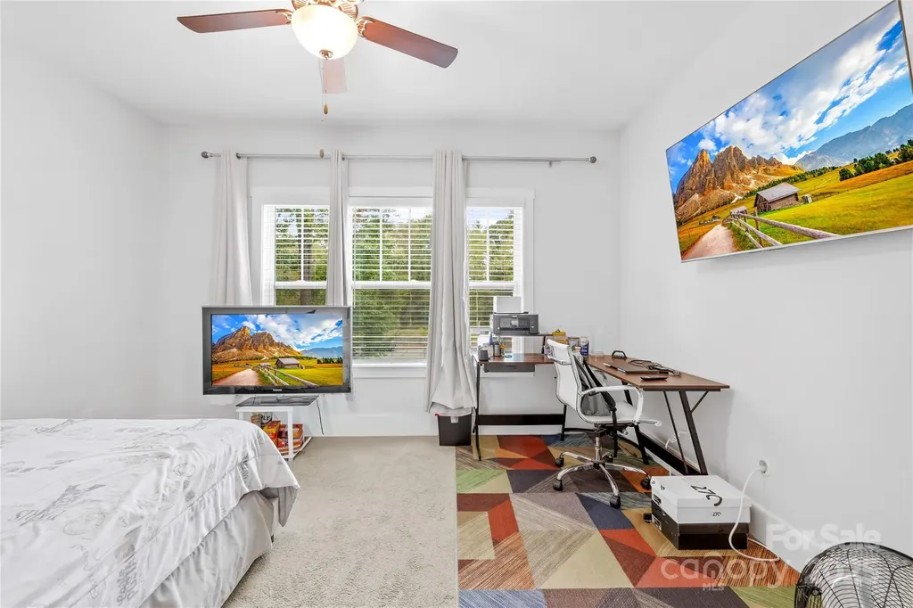 1727 Grace Lane Charlotte NC 28262