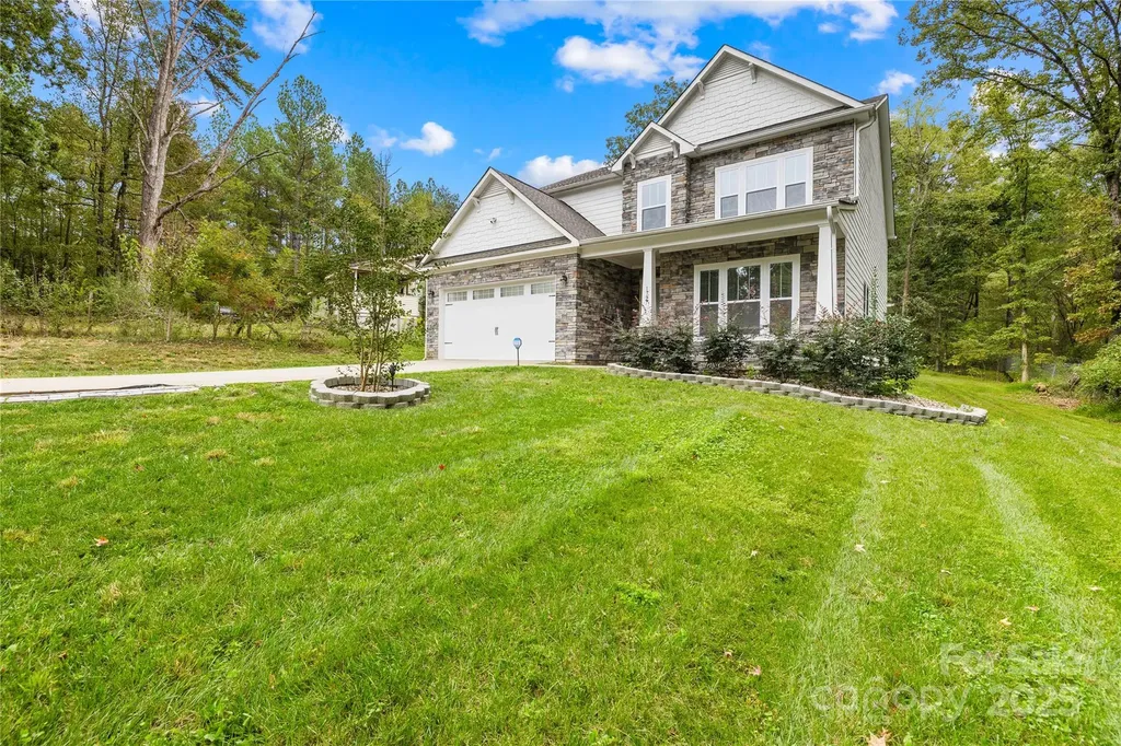 1727 Grace Lane Charlotte NC 28262