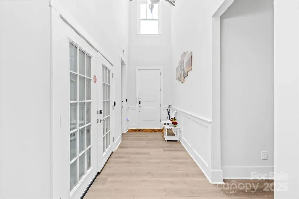 1727 Grace Lane Charlotte NC 28262