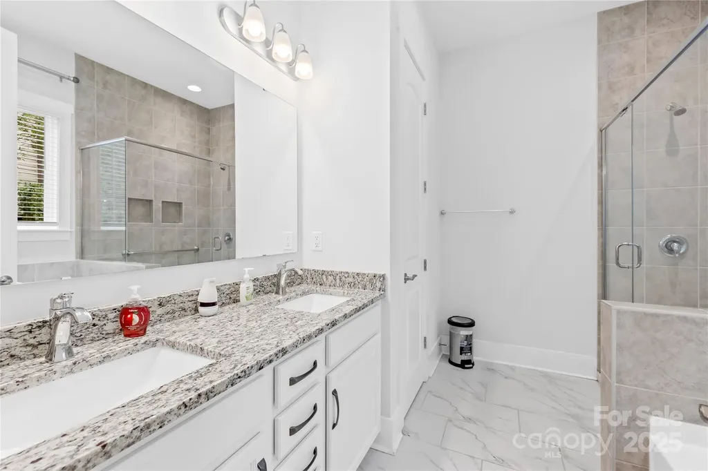 1727 Grace Lane Charlotte NC 28262