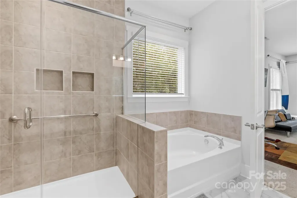 1727 Grace Lane Charlotte NC 28262