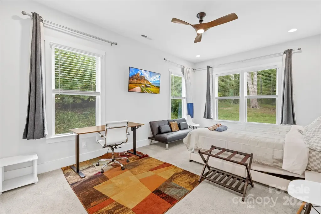 1727 Grace Lane Charlotte NC 28262