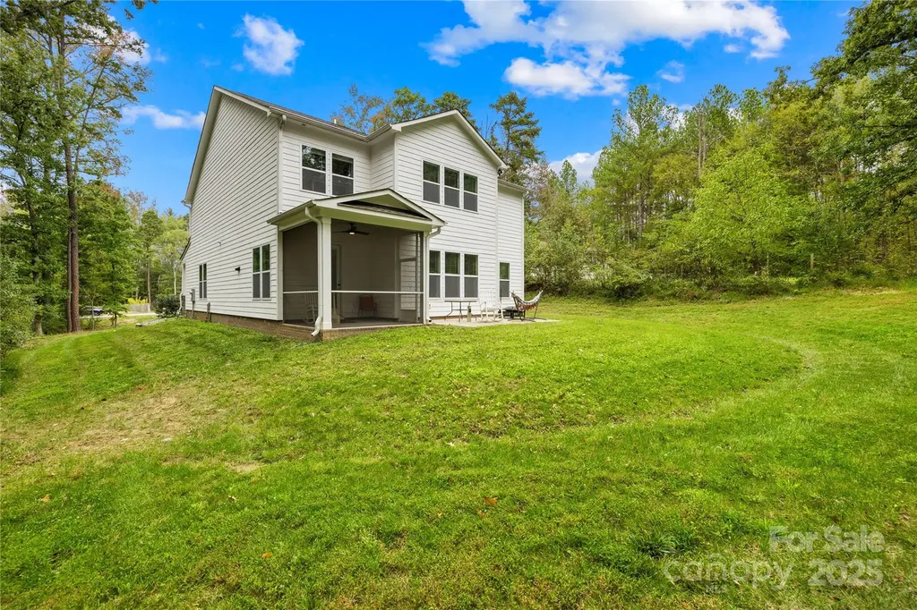 1727 Grace Lane Charlotte NC 28262