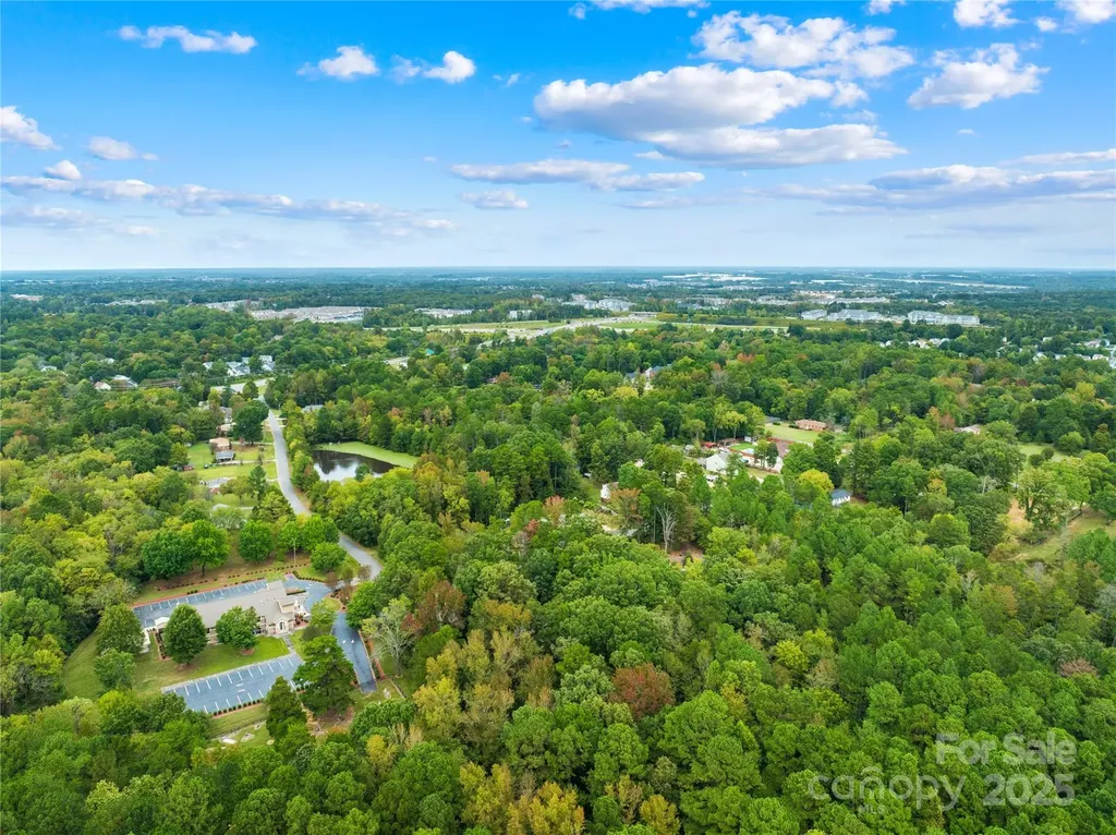 1727 Grace Lane Charlotte NC 28262