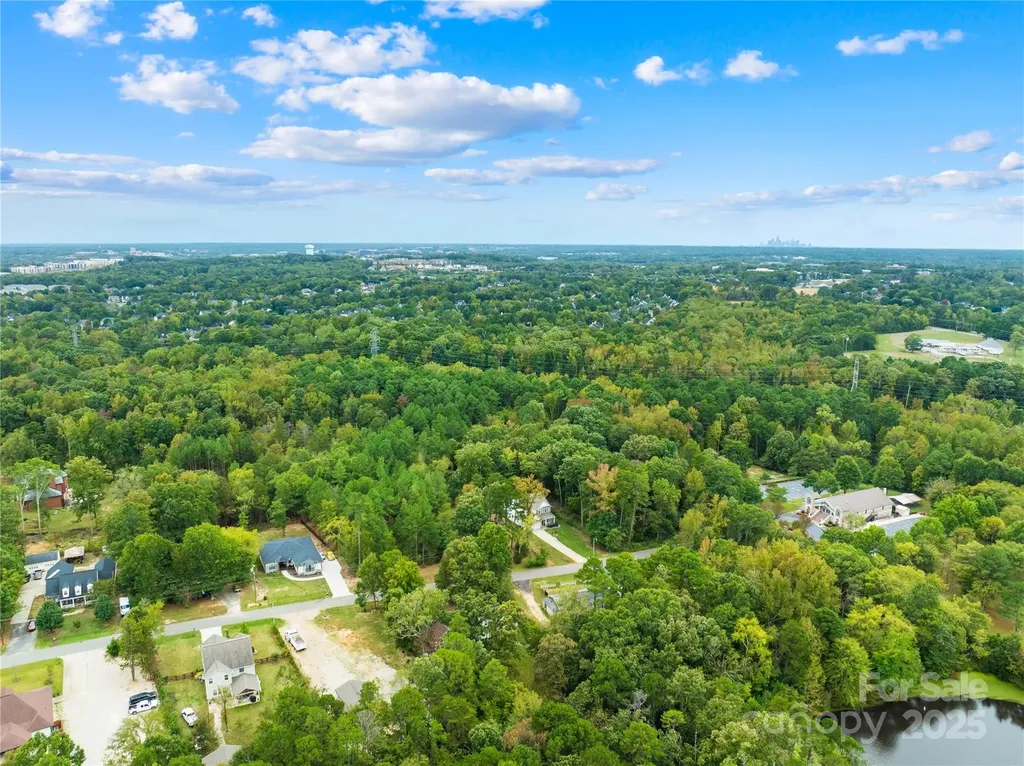 1727 Grace Lane Charlotte NC 28262