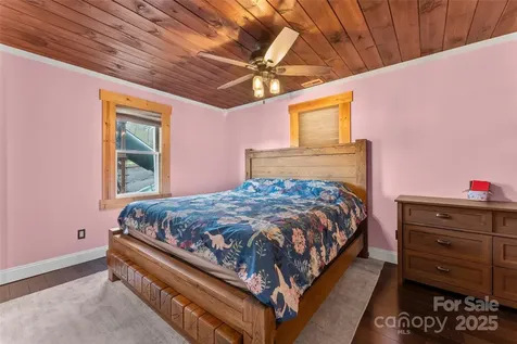3610 Collettsville Road Lenoir NC 28645