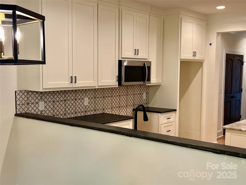 435 Soquili Drive Brevard NC 28712