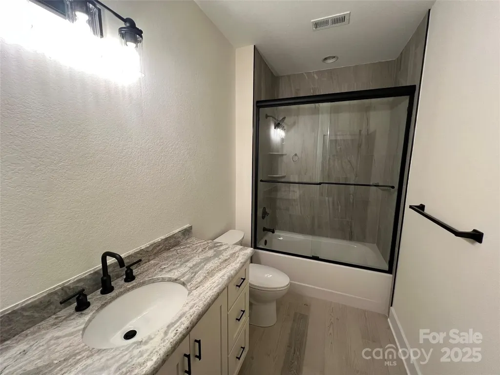 435 Soquili Drive Brevard NC 28712