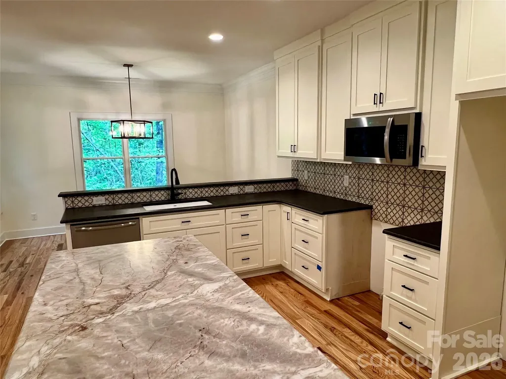 435 Soquili Drive Brevard NC 28712