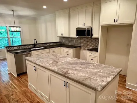 435 Soquili Drive Brevard NC 28712