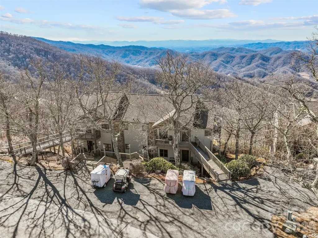 140 Slickrock Road Burnsville NC 28714