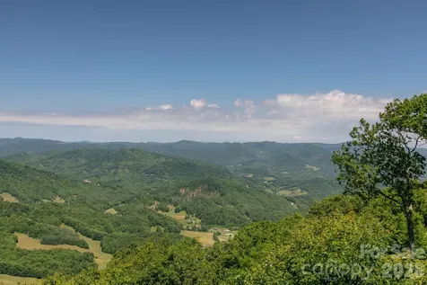 140 Slickrock Road Burnsville NC 28714