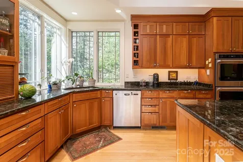 343 Racquet Club Road Asheville NC 28803