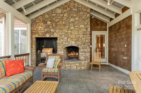 343 Racquet Club Road Asheville NC 28803