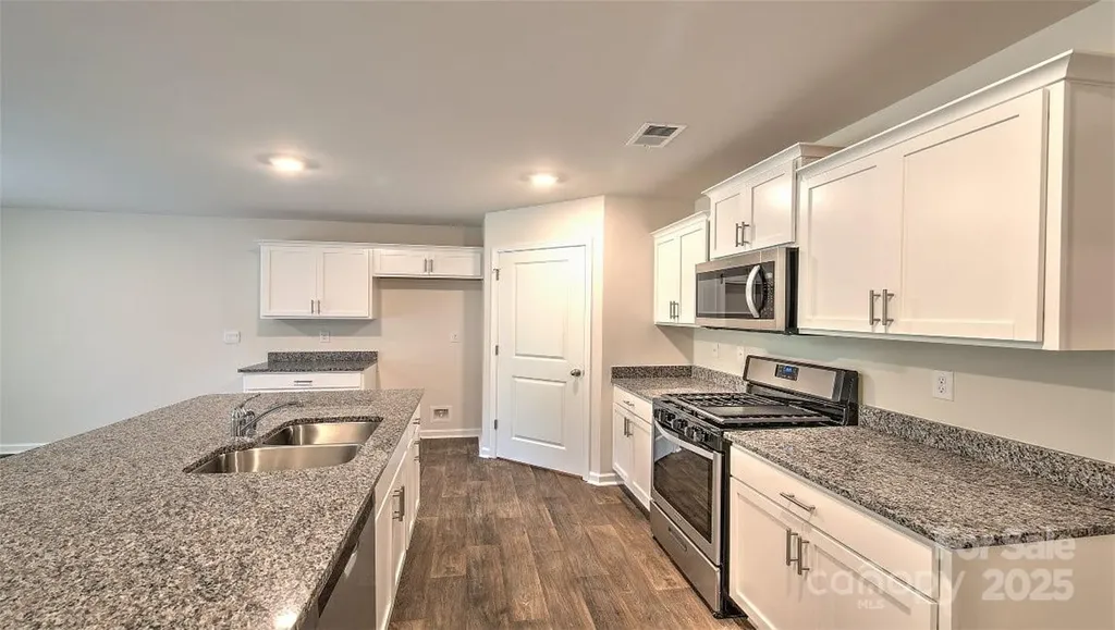 75 Creekwalk Lane Waynesville NC 28785