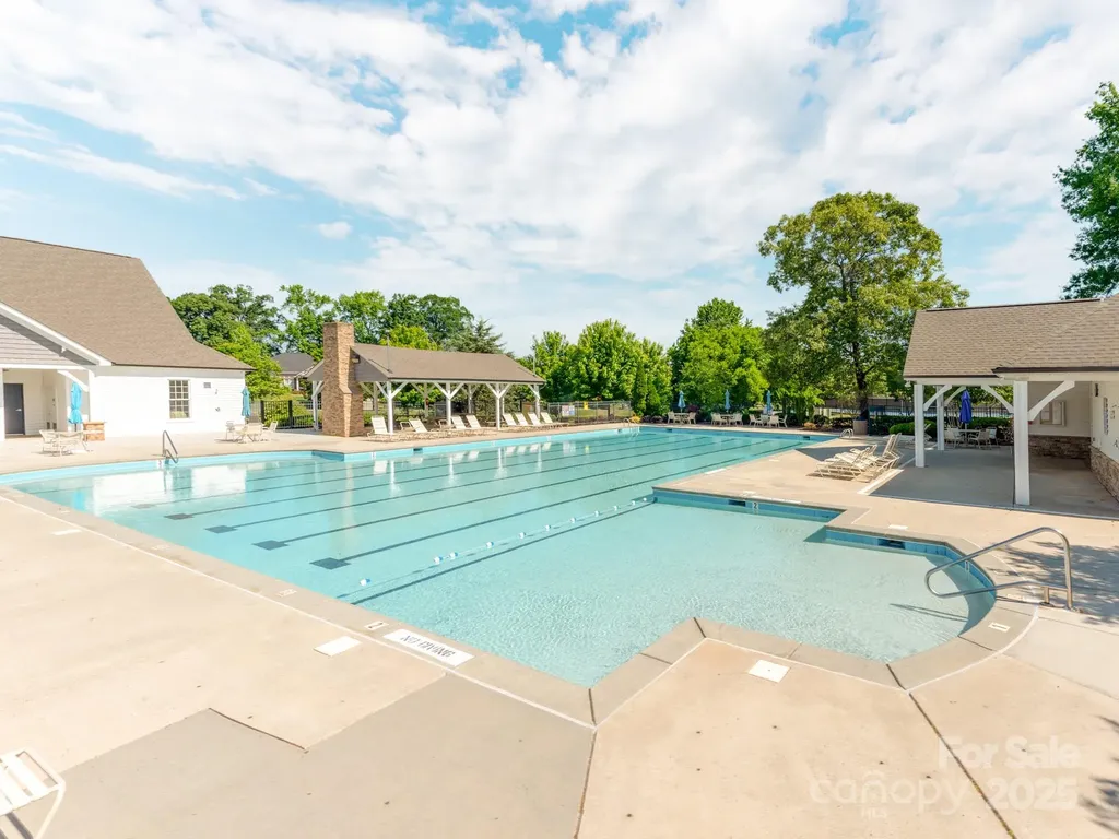 533 Montgrove Place NW Concord NC 28027