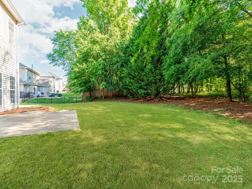 533 Montgrove Place NW Concord NC 28027