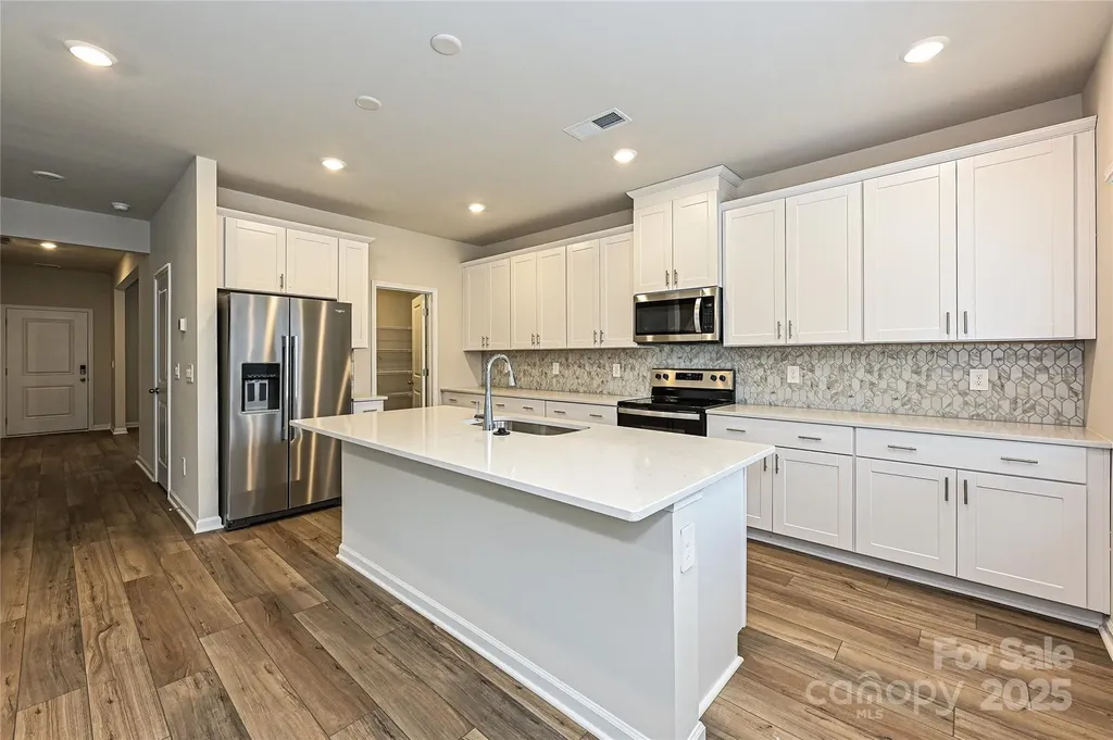 2159 Sunflower Circle Newton NC 28658