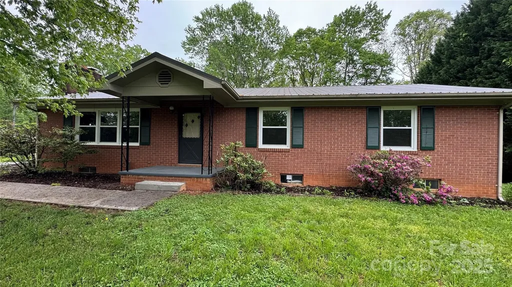 105 Cooper Drive Nebo NC 28761