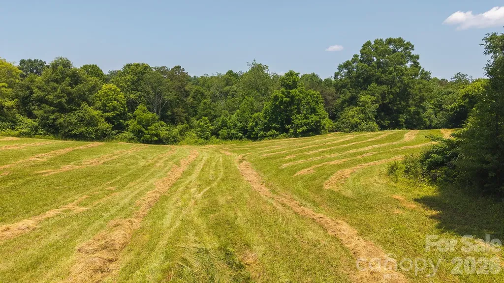 1040 Nc 90 Highway W Taylorsville NC 20681