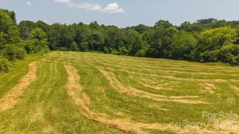 1040 Nc 90 Highway W Taylorsville NC 20681