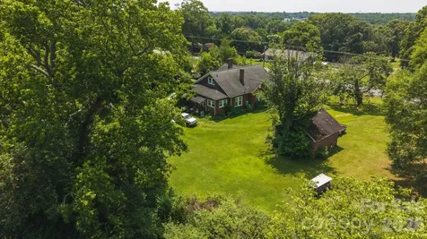 1040 Nc 90 Highway W Taylorsville NC 20681