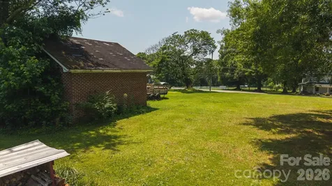 1040 Nc 90 Highway W Taylorsville NC 20681