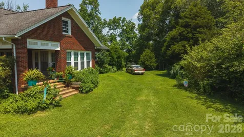 1040 Nc 90 Highway W Taylorsville NC 20681