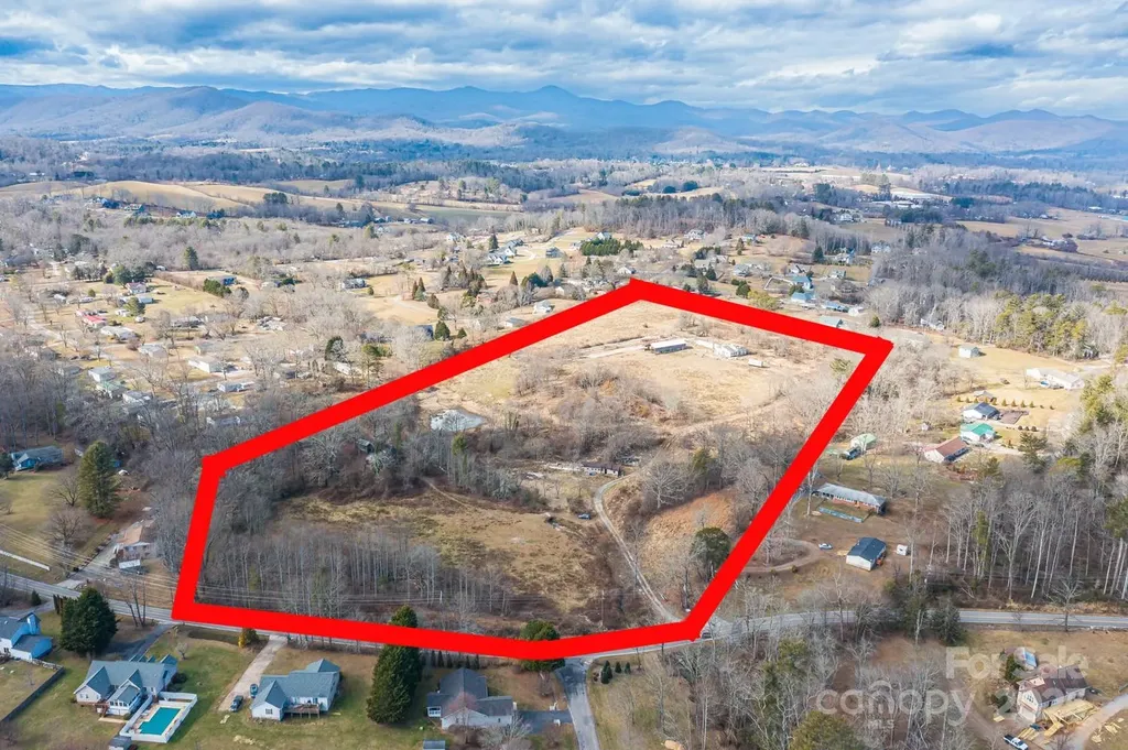 00 Ladson Road Hendersonville NC 28792