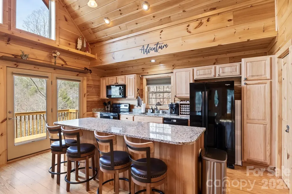 19 Frontier Court Asheville NC 28805
