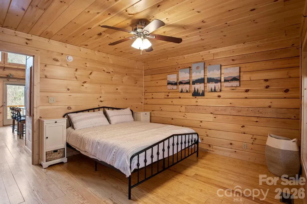 19 Frontier Court Asheville NC 28805
