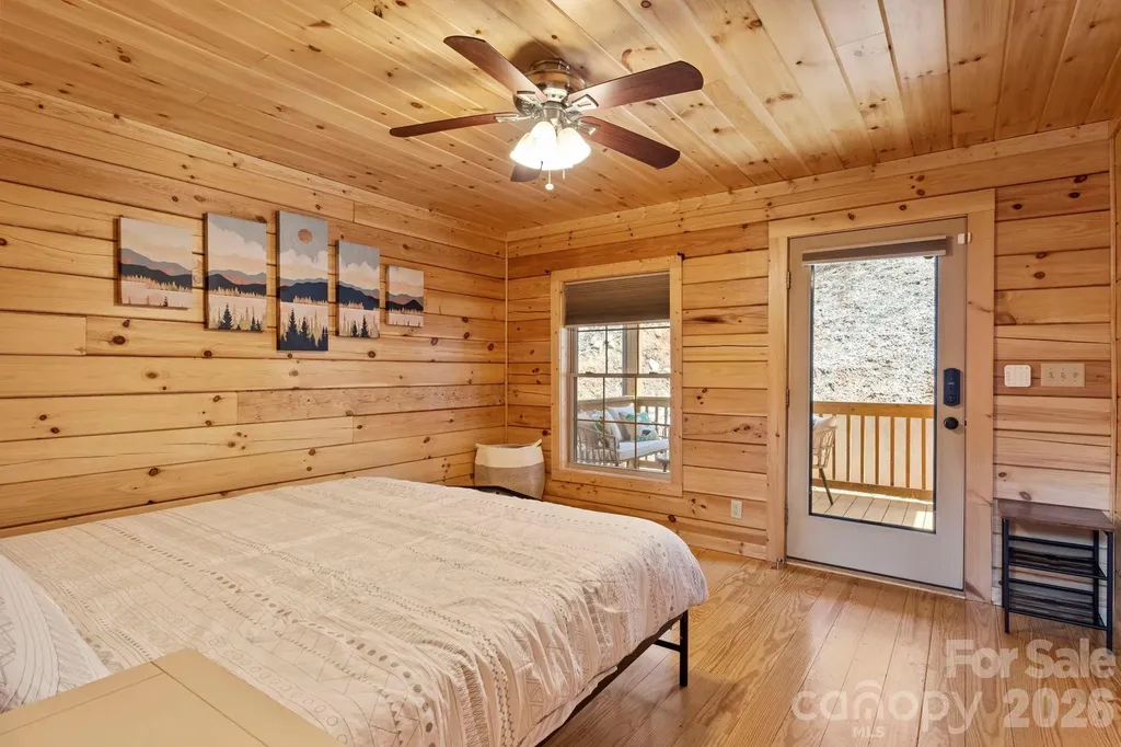 19 Frontier Court Asheville NC 28805