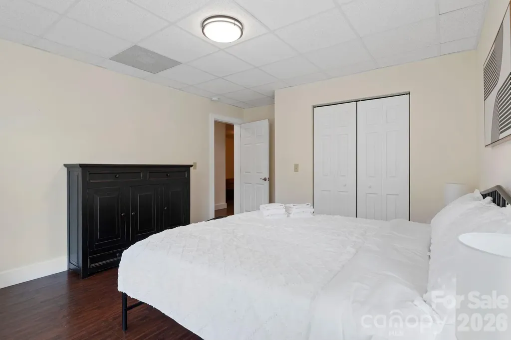 19 Frontier Court Asheville NC 28805
