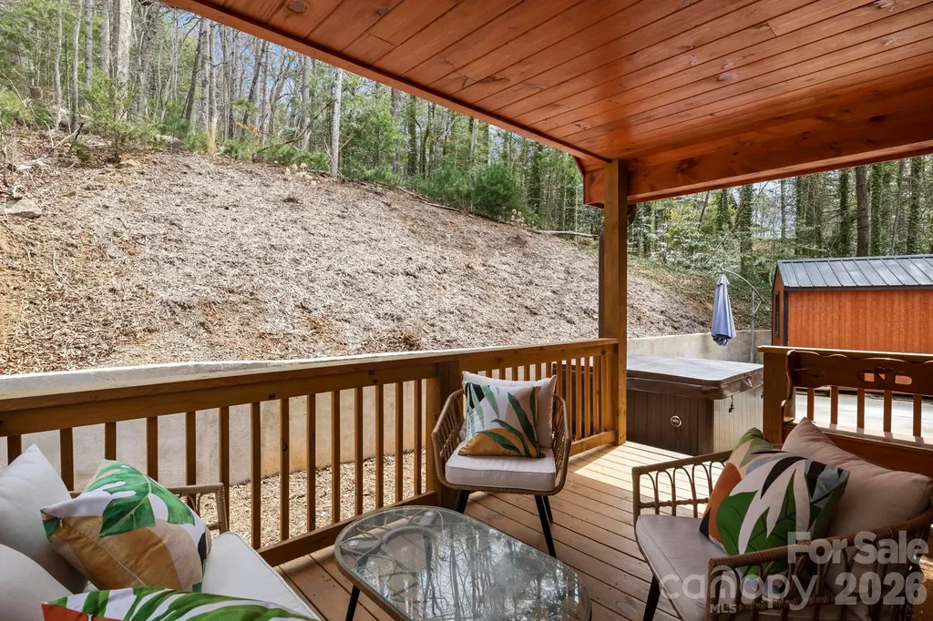 19 Frontier Court Asheville NC 28805