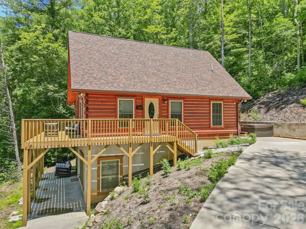 19 Frontier Court Asheville NC 28805