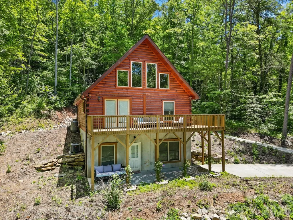 19 Frontier Court Asheville NC 28805