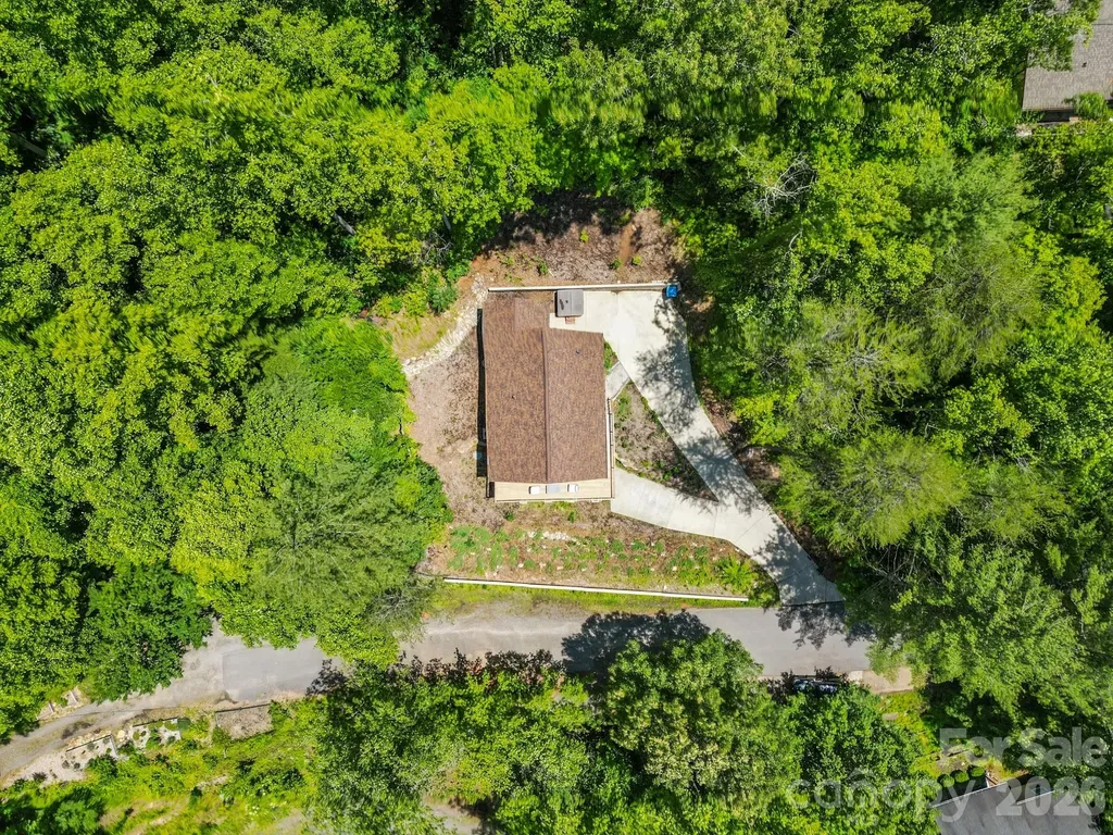 19 Frontier Court Asheville NC 28805