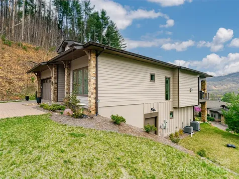 173 Southpoint Ridge Maggie Valley NC 28751