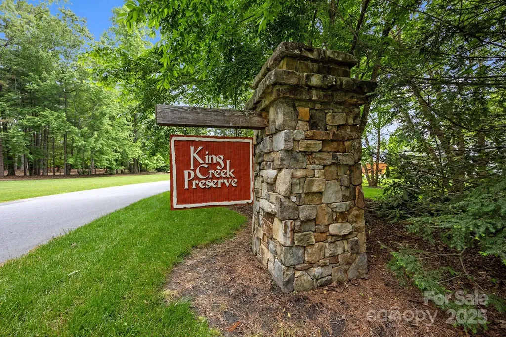 000 Red Fox Lane Flat Rock NC 28731