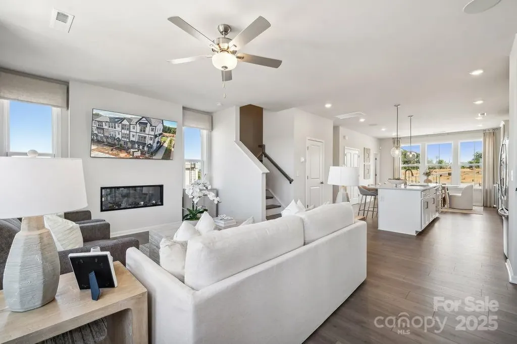 3114 Stelfox Street Charlotte NC 28262