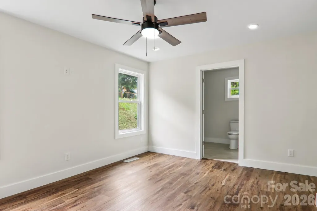 12 Whipoorwill Way Waynesville NC 28786