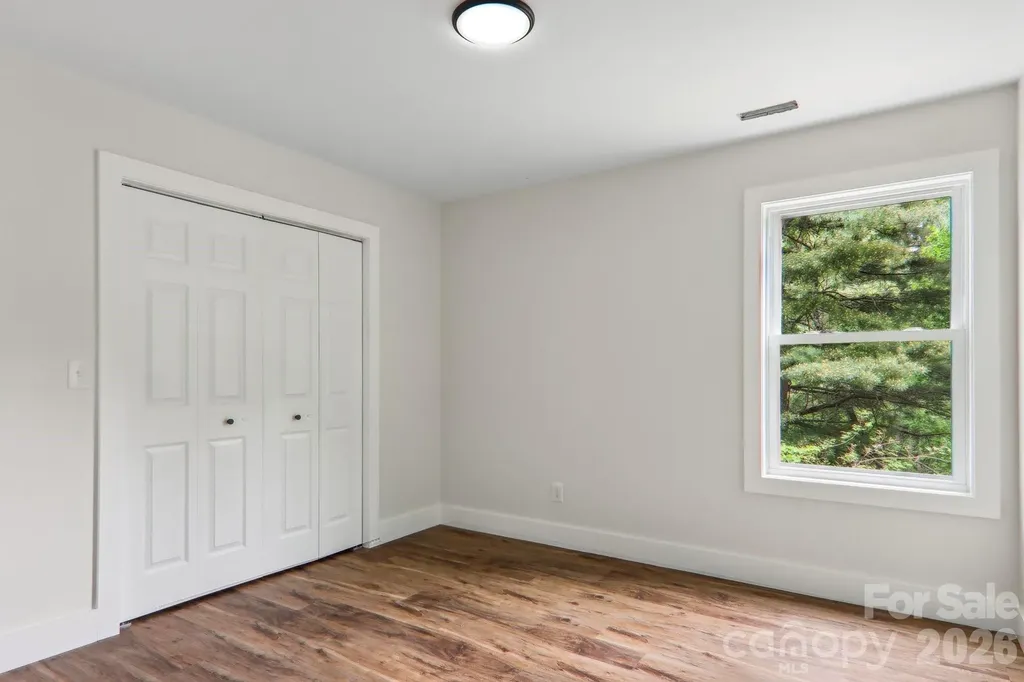 12 Whipoorwill Way Waynesville NC 28786
