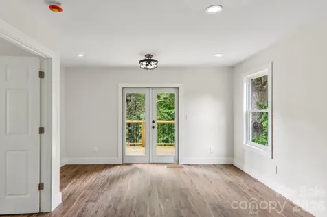12 Whipoorwill Way Waynesville NC 28786
