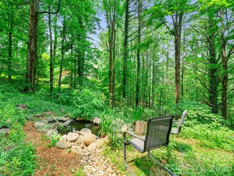 278 Mount View Drive Burnsville NC 28714