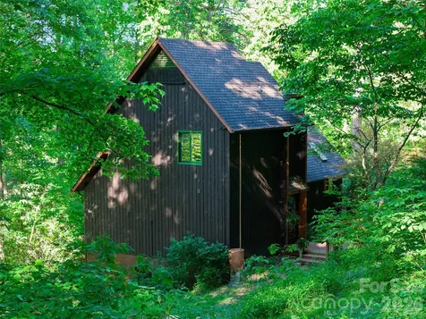 278 Mount View Drive Burnsville NC 28714