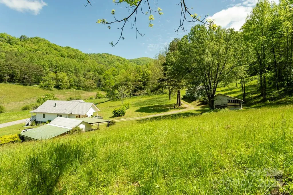 Off Of Locust Creek Road Sylva NC 28779