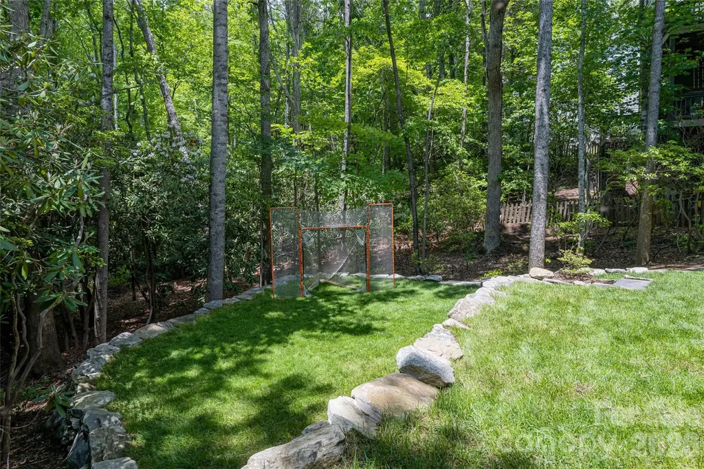 20 East Owl Creek Lane Fairview NC 28730