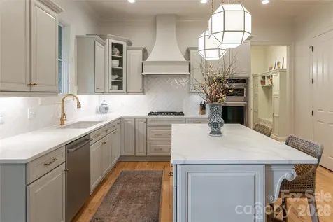 20 East Owl Creek Lane Fairview NC 28730
